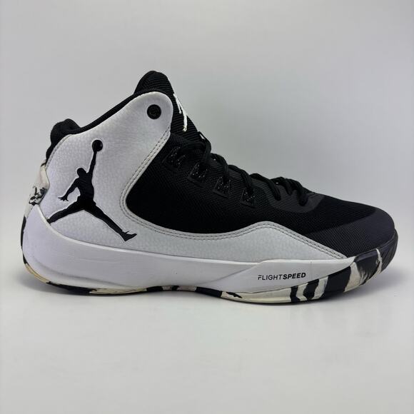 NIKE AIR JORDAN “Rising High 2” Basketball Shoes Mens Size 8 - Picture 1 of 13